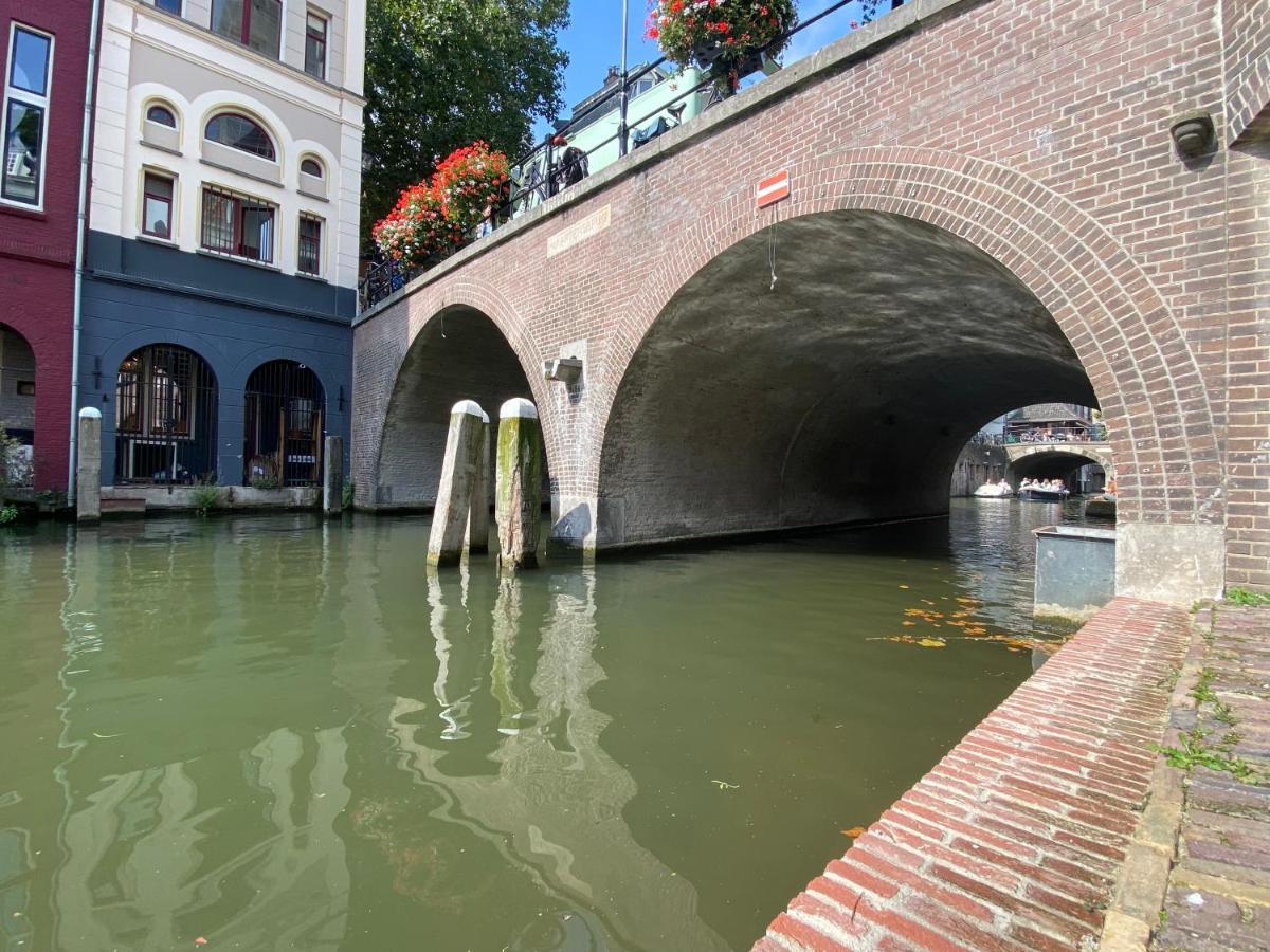 Bed and Breakfast Slapen Onder De Dom Utrecht Exteriér fotografie